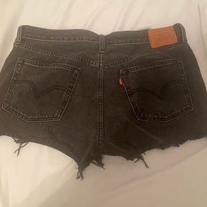 Black Denim Vintage Levis!